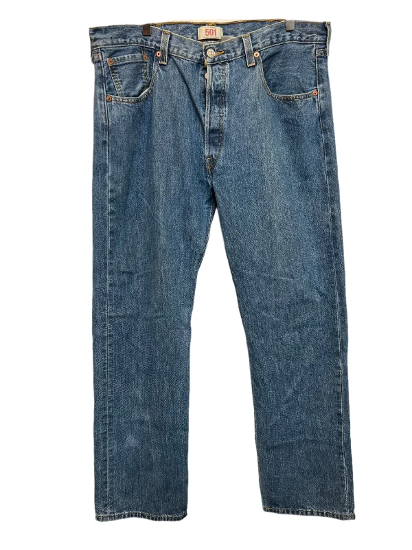 Weekend Style Levi's 501 Blue Jeans (38x32)