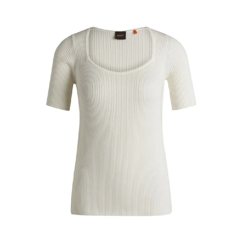 Relaxed Fashion Square-neck short-sleeved sweater in ribbed stretch fabric