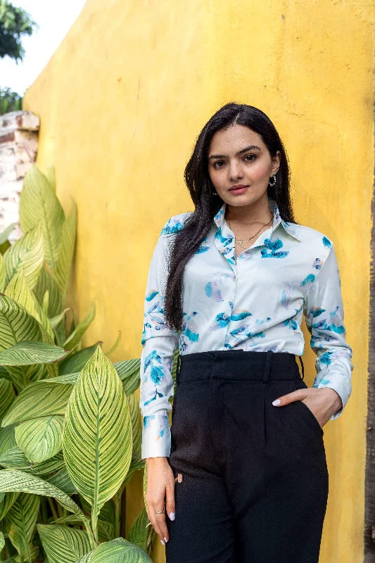 Comfy Dress Classic Blue & White Floral Shirt