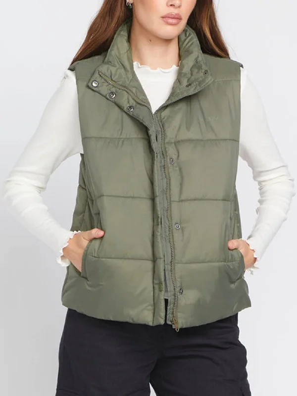 Effortless Comfort Puff It Vest