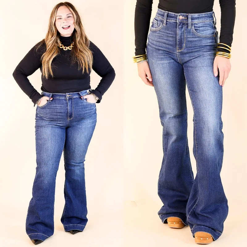 Chic Lounge Judy Blue | On the Move High Waisted Wide Hem Flare Jean in Medium Wash