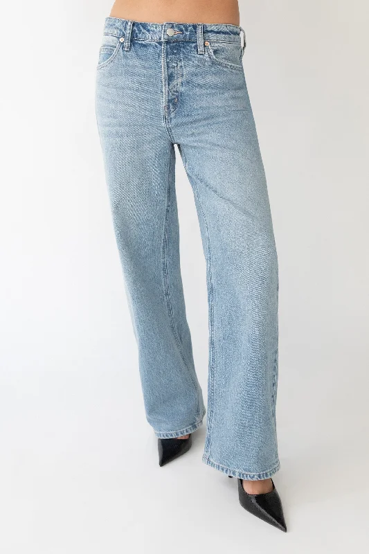 Cozy Look STRAIGHT LEG RELAXED FIT JEAN