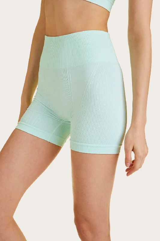 Trendy Casuals Barre Seamless Short