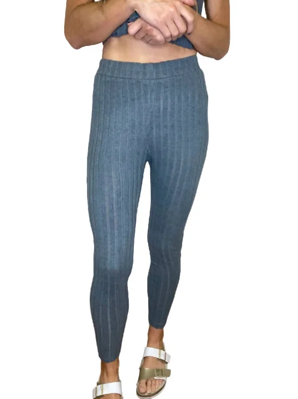 Casual Comfort Sondra Leggings In Blue